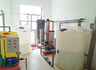 安寧海水制lv系統電話咨詢,2000g次氯酸鈉發生器生產廠